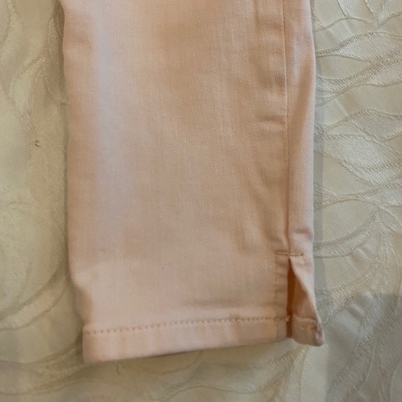 ‼️SOLD‼️Very cute light pink jeans! - Picture 4 of 4